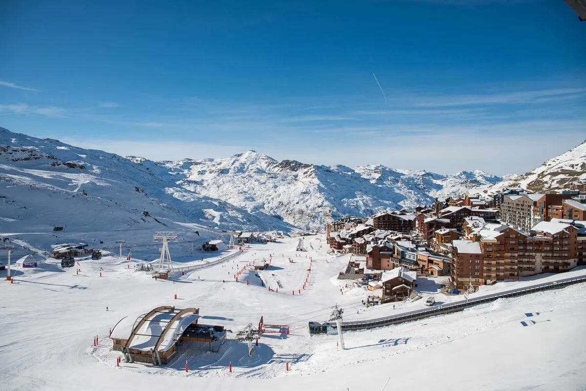 Piste view from Fahrenheit Seven Val Thorens